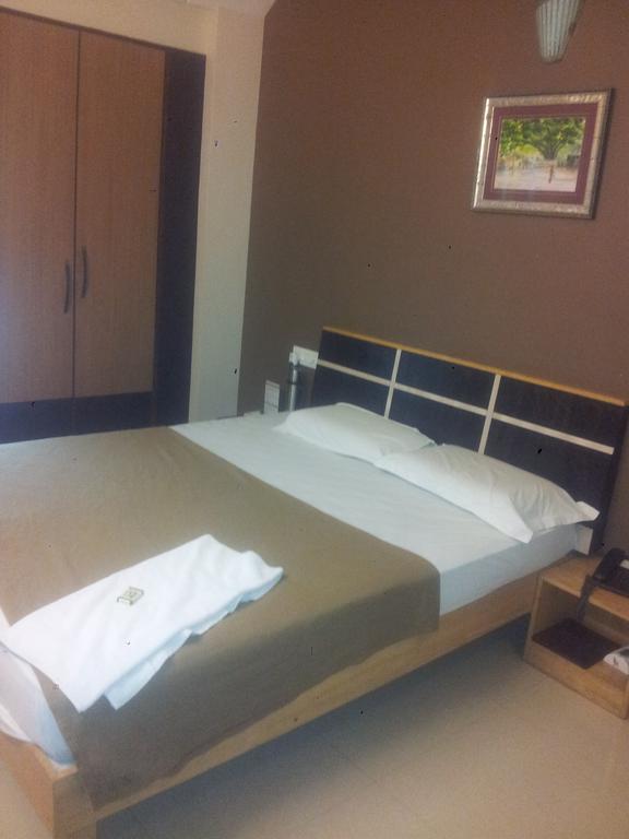 Hotel Srm Grands Chennai Ruang foto